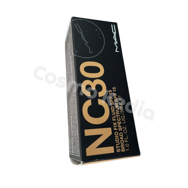 Best MAC NC 30 Foundation - MAC Studio Fix Fluid