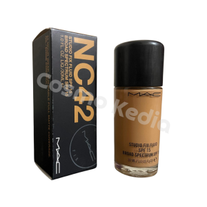 MAC Fluid Foundation NC42